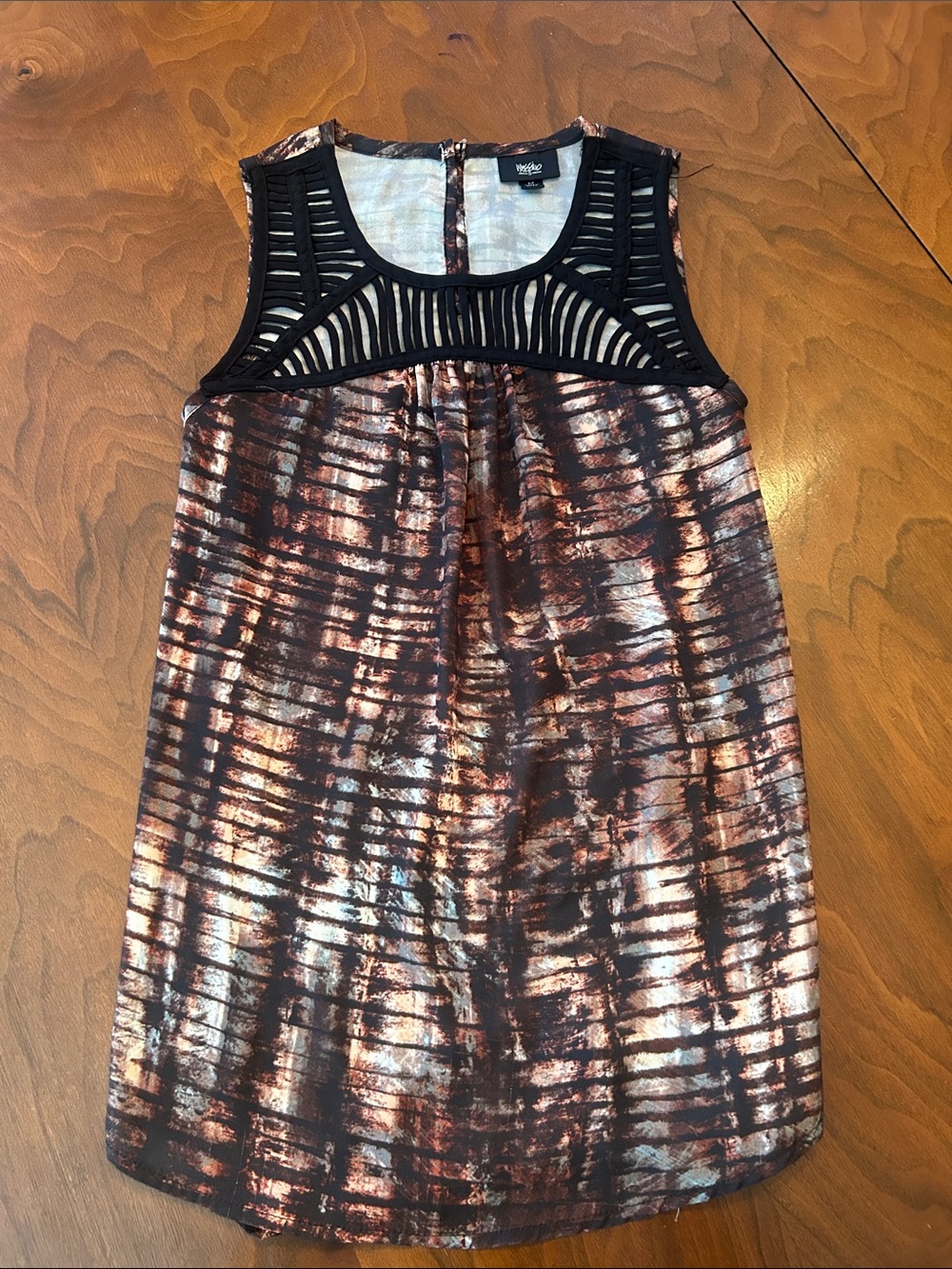 Mossimo Supply Co. Black and Copper Tie-Dye Cutout Yoke Tank